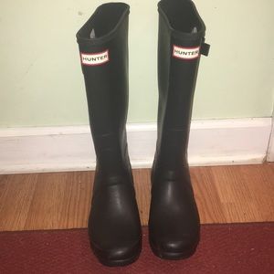Tall black hunter boots worn once
